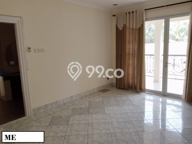 Rumah Luxury Modern Siap Huni di Cibubur Jakarta Timur Rumah Luxury Modern Siap Huni di Cibubur Jakarta Timur