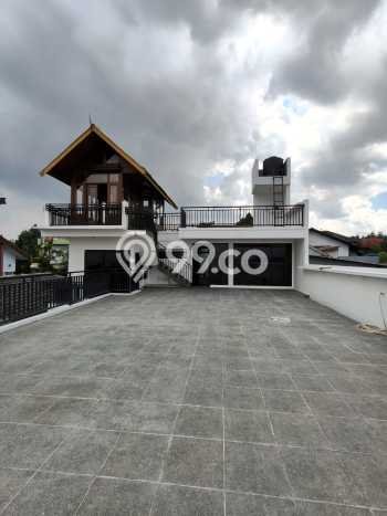 DIJUAL! Vila Kawasan , Area 228m2m², Lokasi Strategis DIJUAL! Vila Kawasan , Area 228m2m², Lokasi Strategis