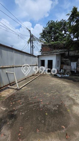 Gudang Disewa di Tangerang dengan LB 700m2 Area Komersial Ramai Gudang Disewa di Tangerang dengan LB 700m2 Area Komersial Ramai