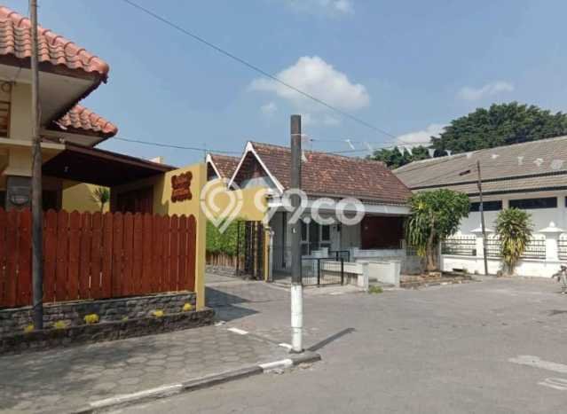 Rumah Modern Minimalis 4 Kamar Bisa Langsung Pindah di Kraton Rumah Modern Minimalis 4 Kamar Bisa Langsung Pindah di Kraton