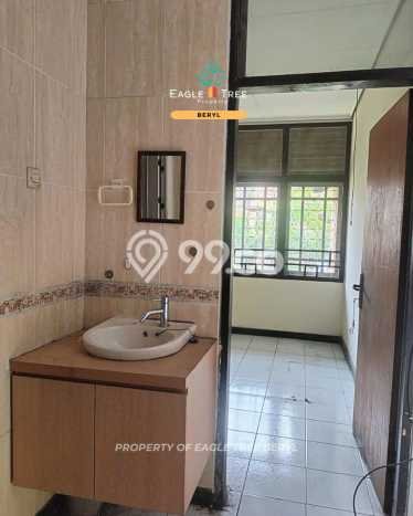 Rumah Luas Asri 2 KT Siap Huni di Serpong Villa Melati Mas Tangerang Selatan Rumah Luas Asri 2 KT Siap Huni di Serpong Villa Melati Mas Tangerang Selatan
