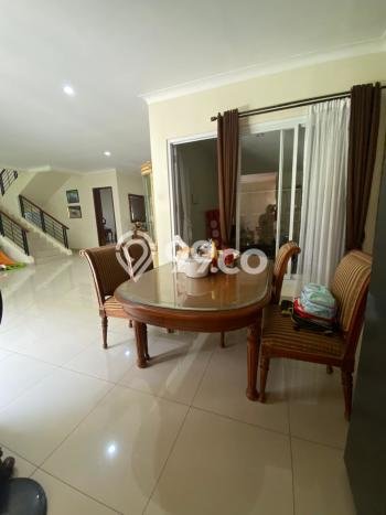 Hunian Mewah Dijual LT 240m2 di BSD, Tangerang Selatan Hunian Mewah Dijual LT 240m2 di BSD, Tangerang Selatan