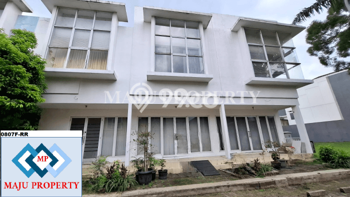 Untuk Dijual! Ruko di Cibubur Bekasi LT 225m2 / LB 450m2 Kawasan Strategis Untuk Dijual! Ruko di Cibubur Bekasi LT 225m2 / LB 450m2 Kawasan Strategis