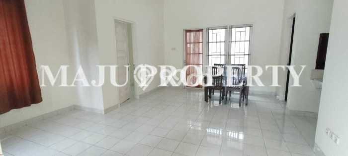 Disewakan! Rumah 3 Kamar Tidur &
2 Kamar Mandi di Cibubur, Bogor Disewakan! Rumah 3 Kamar Tidur &
2 Kamar Mandi di Cibubur, Bogor