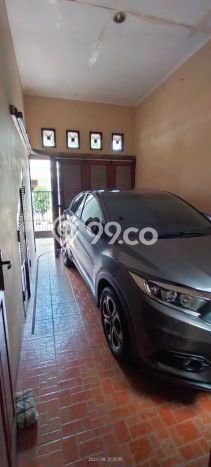 Jual Rumah Mewah Elegan Dengan View Eksklusif di Pulomas, Jakarta Timur Jual Rumah Mewah Elegan Dengan View Eksklusif di Pulomas, Jakarta Timur