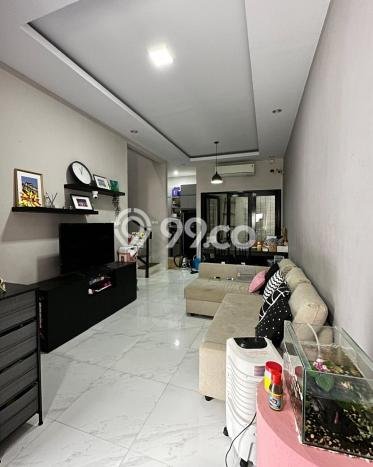Rumah Strategis Minimalis Lb 140m2 di Jagakarsa, Jakarta Selatan Rumah Strategis Minimalis Lb 140m2 di Jagakarsa, Jakarta Selatan
