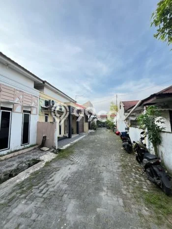 Rumah Sederhana Dijual Lokasi Medan Sunggal 2 Kamar dengan Luas Tanah 100m2 Rumah Sederhana Dijual Lokasi Medan Sunggal 2 Kamar dengan Luas Tanah 100m2
