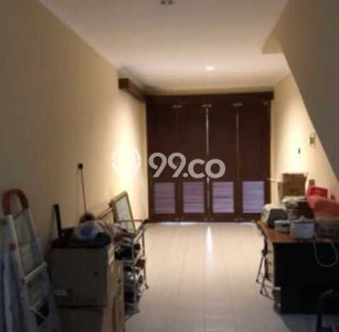 Dijual Rumah Luas Megah Dengan View Cantik di Surabaya Kota, Surabaya Dijual Rumah Luas Megah Dengan View Cantik di Surabaya Kota, Surabaya