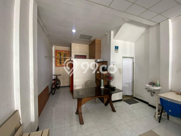 Ruko Dijual di Surabaya LT 63m2 & LB 252m2 Lokasi Terbaik! Ruko Dijual di Surabaya LT 63m2 & LB 252m2 Lokasi Terbaik!