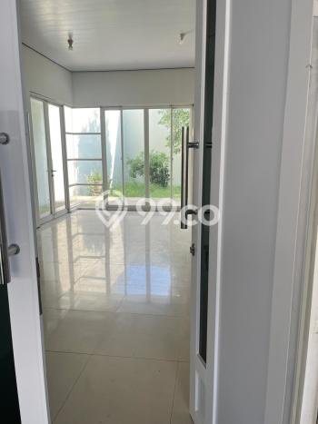 Rumah Kontrakan Surabaya LT 200m2 LB 160m2 Kawasan Surabaya Kota Rumah Kontrakan Surabaya LT 200m2 LB 160m2 Kawasan Surabaya Kota