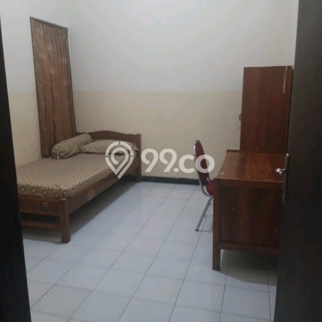 Rumah Mewah Dijual LT 400m2 di Wonocolo, Surabaya Rumah Mewah Dijual LT 400m2 di Wonocolo, Surabaya