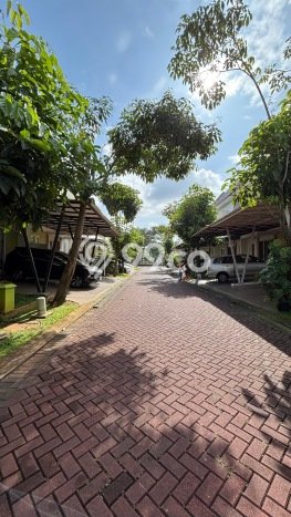 Jual Rumah Luas Megah Dengan View Cantik di Gading Serpong, Tangerang Jual Rumah Luas Megah Dengan View Cantik di Gading Serpong, Tangerang