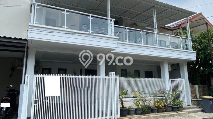 Rumah Luxury Modern Tanpa Renovasi di Bintaro Tangerang Selatan Rumah Luxury Modern Tanpa Renovasi di Bintaro Tangerang Selatan