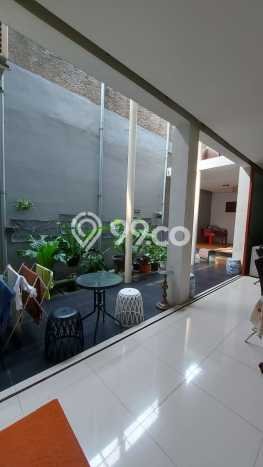 Ready to Use! Luxury House LT 250m2 Desain Elegan di Meruya Ready to Use! Luxury House LT 250m2 Desain Elegan di Meruya