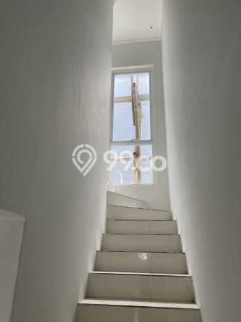 Rumah Modern 2 KT di Graha Raya Tangerang Selatan Unfurnished Rumah Modern 2 KT di Graha Raya Tangerang Selatan Unfurnished