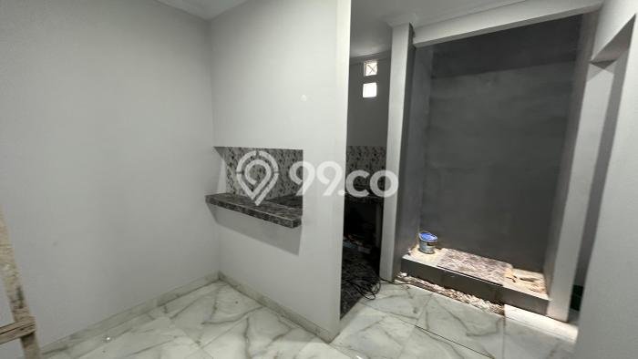 For Sale Rumah 3 Kamar Lokasi Strategis Bagus dan Strategis di Jagakarsa For Sale Rumah 3 Kamar Lokasi Strategis Bagus dan Strategis di Jagakarsa