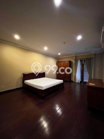 Hunian Modern Untuk Disewakan di Pondok Indah Jakarta Selatan 5 KT & 6 KM Hunian Modern Untuk Disewakan di Pondok Indah Jakarta Selatan 5 KT & 6 KM