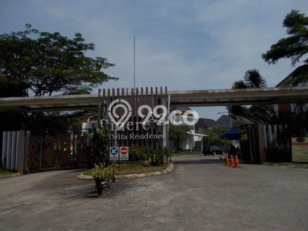 Jual Rumah Bagus Siap Huni LB 250m2 di Pamulang, Tangerang Selatan Jual Rumah Bagus Siap Huni LB 250m2 di Pamulang, Tangerang Selatan