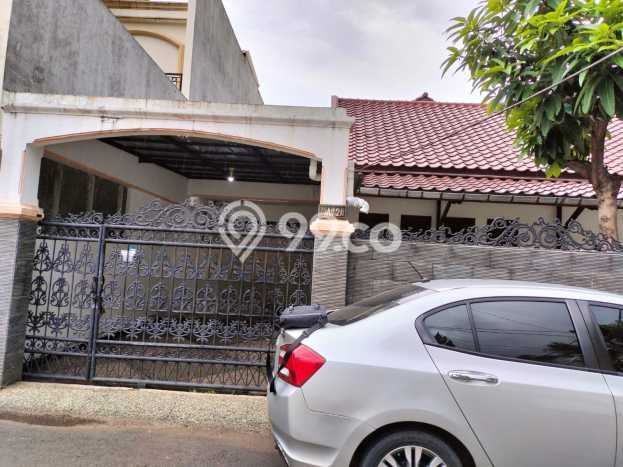 Rumah Luxury Modern Tanpa Renovasi di Gandaria Jakarta Selatan Rumah Luxury Modern Tanpa Renovasi di Gandaria Jakarta Selatan