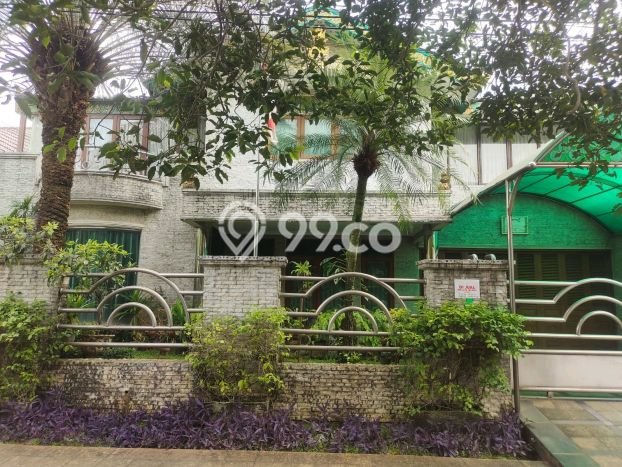 Rumah Mewah LB 450m2 Siap Pakai Desain Elegan di Pondok Ranji, Tangerang Selatan Rumah Mewah LB 450m2 Siap Pakai Desain Elegan di Pondok Ranji, Tangerang Selatan