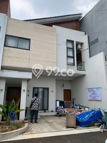 Ready to Use! Premium House LT 113m2 Desain Elegan di Lebak Bulus Ready to Use! Premium House LT 113m2 Desain Elegan di Lebak Bulus