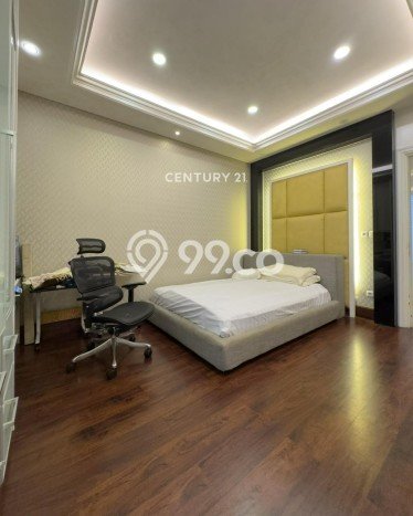 Siap Huni Rumah Mewah 4 Kamar di Kebayoran Lama Dekat ke Mana Saja Siap Huni Rumah Mewah 4 Kamar di Kebayoran Lama Dekat ke Mana Saja
