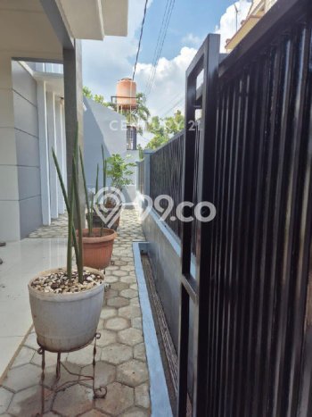 For Sale Rumah Mewah Exclusive di Pasar Minggu, Jakarta Selatan For Sale Rumah Mewah Exclusive di Pasar Minggu, Jakarta Selatan