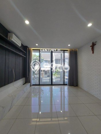 For Sale Rumah Elit Exclusive di Pesanggrahan, Jakarta Selatan For Sale Rumah Elit Exclusive di Pesanggrahan, Jakarta Selatan