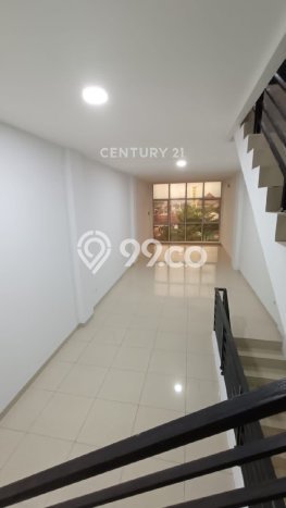 Ruko Dijual di Jakarta Utara LT 312m2 & LB 700m2 Lokasi Terbaik! Ruko Dijual di Jakarta Utara LT 312m2 & LB 700m2 Lokasi Terbaik!