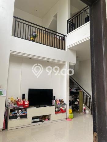 Jual Rumah Mewah Elegan Dengan View Eksklusif di Citraland, Surabaya Jual Rumah Mewah Elegan Dengan View Eksklusif di Citraland, Surabaya