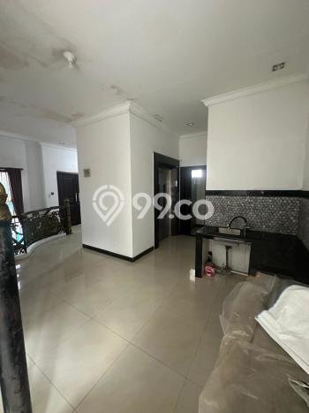 Ready to Use! Premium House LT 169m2 Desain Modern di Otista Ready to Use! Premium House LT 169m2 Desain Modern di Otista