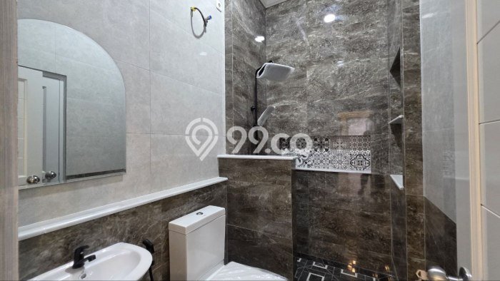 Dijual Rumah Strategis Bagus Punya 3 KT di Cilodong Depok SHM Dijual Rumah Strategis Bagus Punya 3 KT di Cilodong Depok SHM