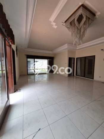 Rumah Disewakan Surabaya LT 345m2 LB 400m2 Area Margorejo Rumah Disewakan Surabaya LT 345m2 LB 400m2 Area Margorejo