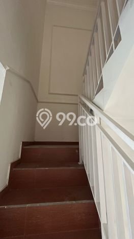 Disewakan! Rumah 4 Kamar Tidur &
3 Kamar Mandi di Jemursari, Surabaya Disewakan! Rumah 4 Kamar Tidur &
3 Kamar Mandi di Jemursari, Surabaya