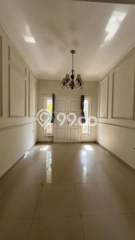 Disewakan! Rumah 4 Kamar Tidur &
3 Kamar Mandi di Jemursari, Surabaya Disewakan! Rumah 4 Kamar Tidur &
3 Kamar Mandi di Jemursari, Surabaya
