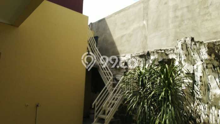 Rumah Kontrakan Surabaya LT 240m2 LB 180m2 Kawasan Manyar Rumah Kontrakan Surabaya LT 240m2 LB 180m2 Kawasan Manyar