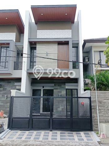 For Sale Rumah 3 Kamar Lokasi Ideal Bagus dan Strategis di Manyar For Sale Rumah 3 Kamar Lokasi Ideal Bagus dan Strategis di Manyar