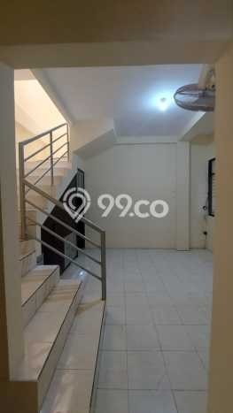 Jual Rumah Strategis Bagus Punya 4 KT di Rungkut Surabaya SHM Jual Rumah Strategis Bagus Punya 4 KT di Rungkut Surabaya SHM