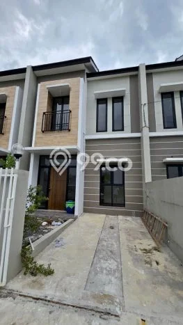 Disewakan Cepat Rumah Kondisi Bagus di Area Rungkut, Surabaya Disewakan Cepat Rumah Kondisi Bagus di Area Rungkut, Surabaya