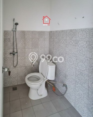 Rumah Modern 5 KT di Bintaro Jakarta Selatan Unfurnished Rumah Modern 5 KT di Bintaro Jakarta Selatan Unfurnished