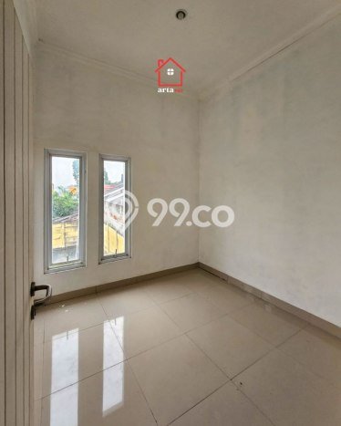 Rumah Modern 5 KT di Bintaro Jakarta Selatan Unfurnished Rumah Modern 5 KT di Bintaro Jakarta Selatan Unfurnished