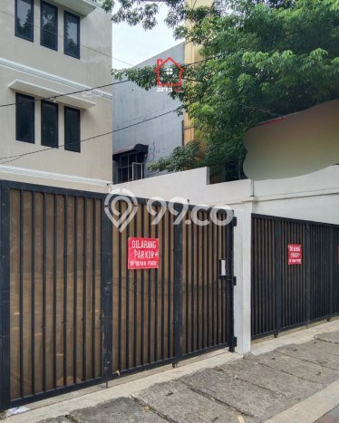 Ruko Komersial Disewakan di Mampang Prapatan Jakarta Selatan Luas 279m2 Ruko Komersial Disewakan di Mampang Prapatan Jakarta Selatan Luas 279m2