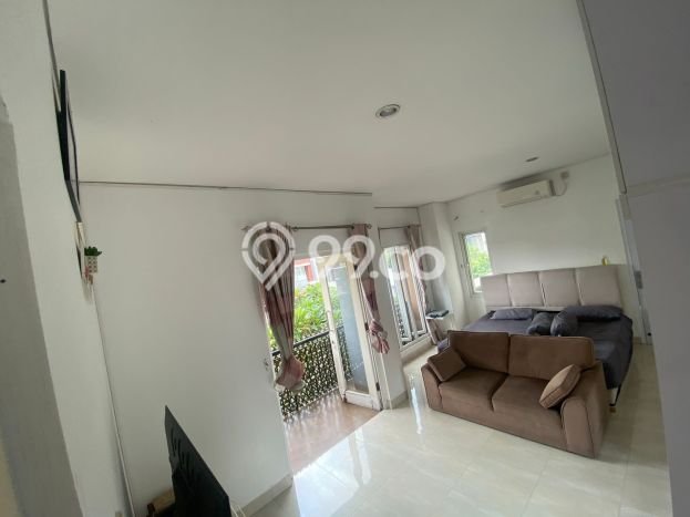 Jual Rumah Luas Megah Dengan View Eksklusif di Cibubur, Jakarta Timur Jual Rumah Luas Megah Dengan View Eksklusif di Cibubur, Jakarta Timur