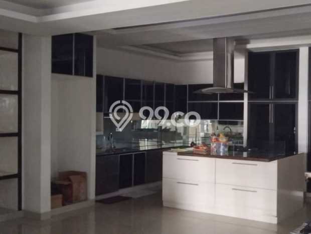 Hunian Elit LB 226m2 Siap Pakai Desain Elegan di Cibubur, Jakarta Timur Hunian Elit LB 226m2 Siap Pakai Desain Elegan di Cibubur, Jakarta Timur