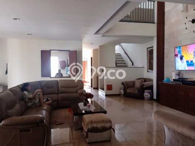 Rumah Luxury Modern Siap Huni di Cibubur Jakarta Timur Rumah Luxury Modern Siap Huni di Cibubur Jakarta Timur