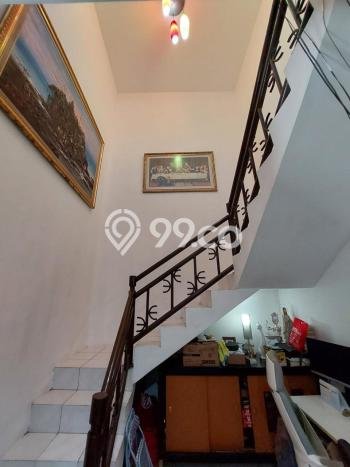For Sale Hunian Rumah Terawat 5 Kamar di Cibubur, Jakarta Timur For Sale Hunian Rumah Terawat 5 Kamar di Cibubur, Jakarta Timur
