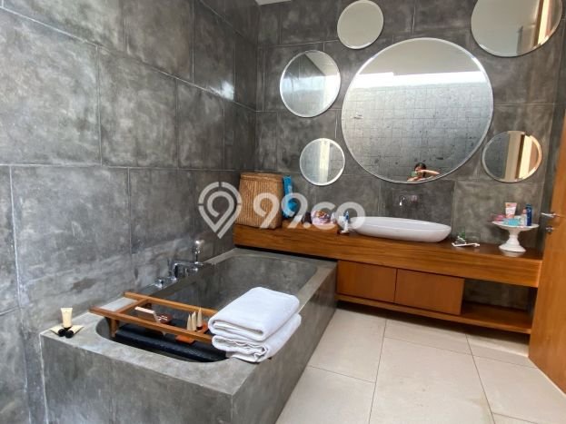 FOR SALE! Vila di , Area 189m2m², Dekat Mudah Pusat Kota FOR SALE! Vila di , Area 189m2m², Dekat Mudah Pusat Kota