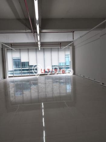Kantor Usaha Dijual di Penjaringan Jakarta Utara LT 217m2 & LB 2276m2 Kantor Usaha Dijual di Penjaringan Jakarta Utara LT 217m2 & LB 2276m2