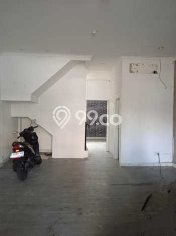 FOR RENT! Ruko di Surapati Cocok untuk Bisnis 140m2 FOR RENT! Ruko di Surapati Cocok untuk Bisnis 140m2