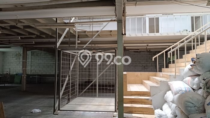 Unit Pabrik Dijual di Bandung LT 580m2 & LB 884m2 Unit Pabrik Dijual di Bandung LT 580m2 & LB 884m2